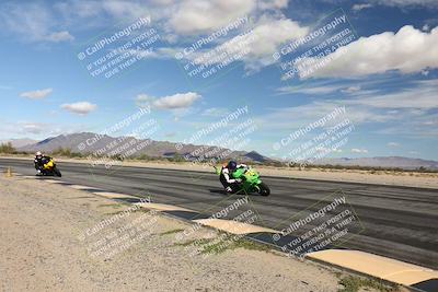 media/Nov-16-2025-Race Pace (Sun) [[8c5fa54630]]/Non Verified Riders (1st 20 Minutes)/3-Turn 3 Inside (11am)/